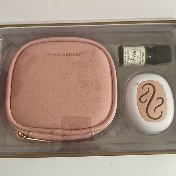 Laura Ashley Other Laura Ashley Diffuser Travel Kit Poshmark